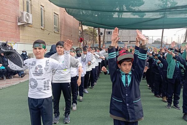 همایش یاوران انقلاب در دبستان شاهد شهید قدوسی ناحیه دو شهرری 