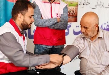 کمپین اندازه گیری فشار خون در نیشابور 