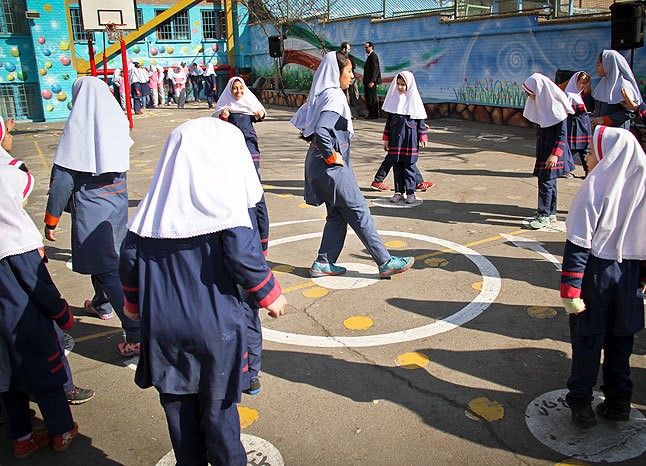 لزوم آموزش حقوق شهروندی به دانش‌آموزان در مدارس