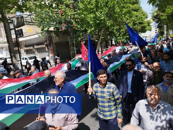 حمایت مردم شهریار از عملیات «وعده صادق»