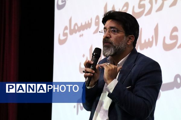 آیین تجلیل از دختران دانش‌آموز خبرنگار منتخب پانا شهرستان‌های استان تهران