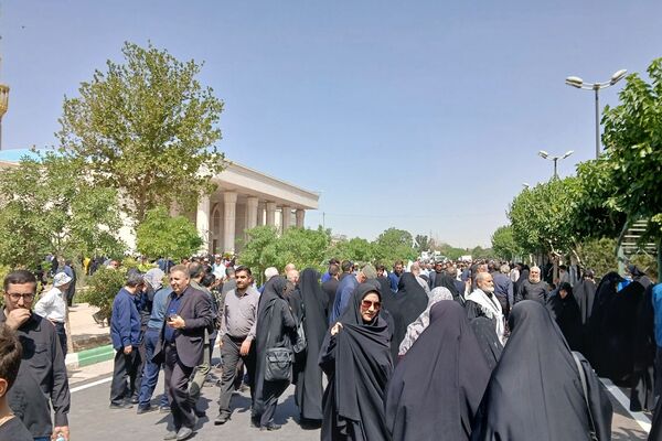 حضور همکاران فرهنگی آموزش و پرورش ملارد به حرم مطهر امام خمینی(ره) در سالروز ارتحال بنیانگذار جمهوری اسلامی
