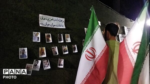 موکب بسیج دانشجویی دانشگاه فرهنگیان نیشابور در نود و هشتمین شب از اجتماعات مردمی 