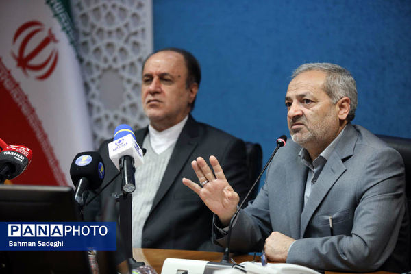 جلسه کمیته فرهنگیان و دانش آموزی ستاد دهه فجر