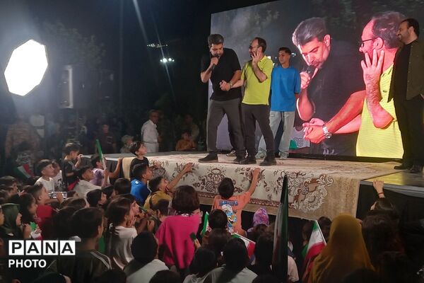 ولادت پیامبر نور و رحمت و امام دانش و حکمت