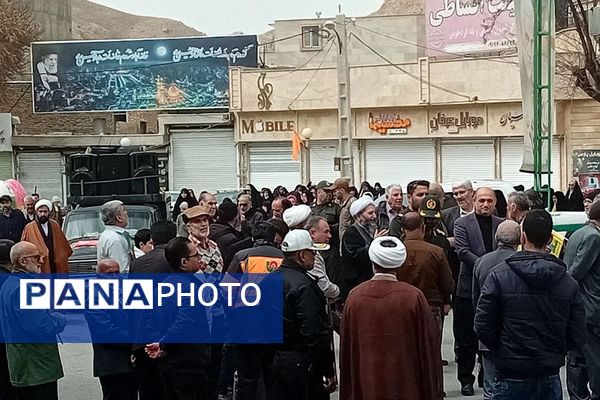 حضور پرشور مردم و مسئولان روزه‌دار شهرستان فیروزکوه پررنگ‌تر از هر سال در راهپیمایی روز قدس