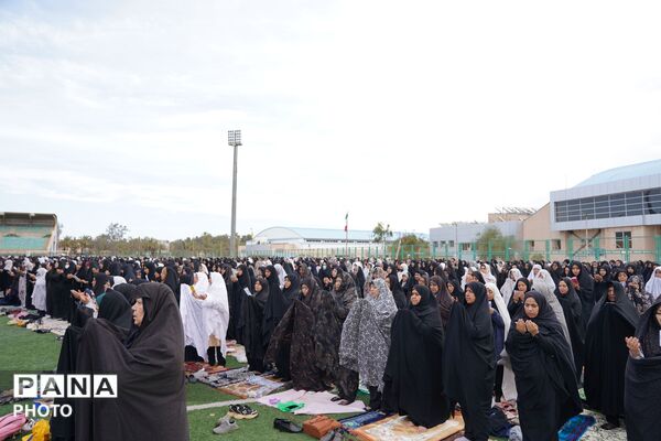 برپایی نماز عید سعید فطر در بم