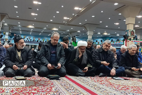 احیای شب بیست و یکم رمضان در شهرستان بجنورد 