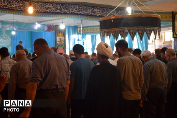 فارسان در عطر معنویت نماز جمعه 