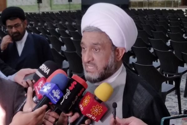 تجدید میثاق مربیان عقیدتی، هادیان سیاسی و فعالان عرصه جهاد تبیین در سپاه پاسداران و بسیج کشور با آرمان‌های بنیانگذار جمهوری اسلامی در حرم امام خمینی (ره)