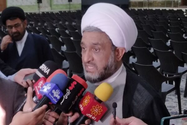 تجدید میثاق مربیان عقیدتی، هادیان سیاسی و فعالان عرصه جهاد تبیین در سپاه پاسداران و بسیج کشور با آرمان‌های بنیانگذار جمهوری اسلامی در حرم امام خمینی (ره)
