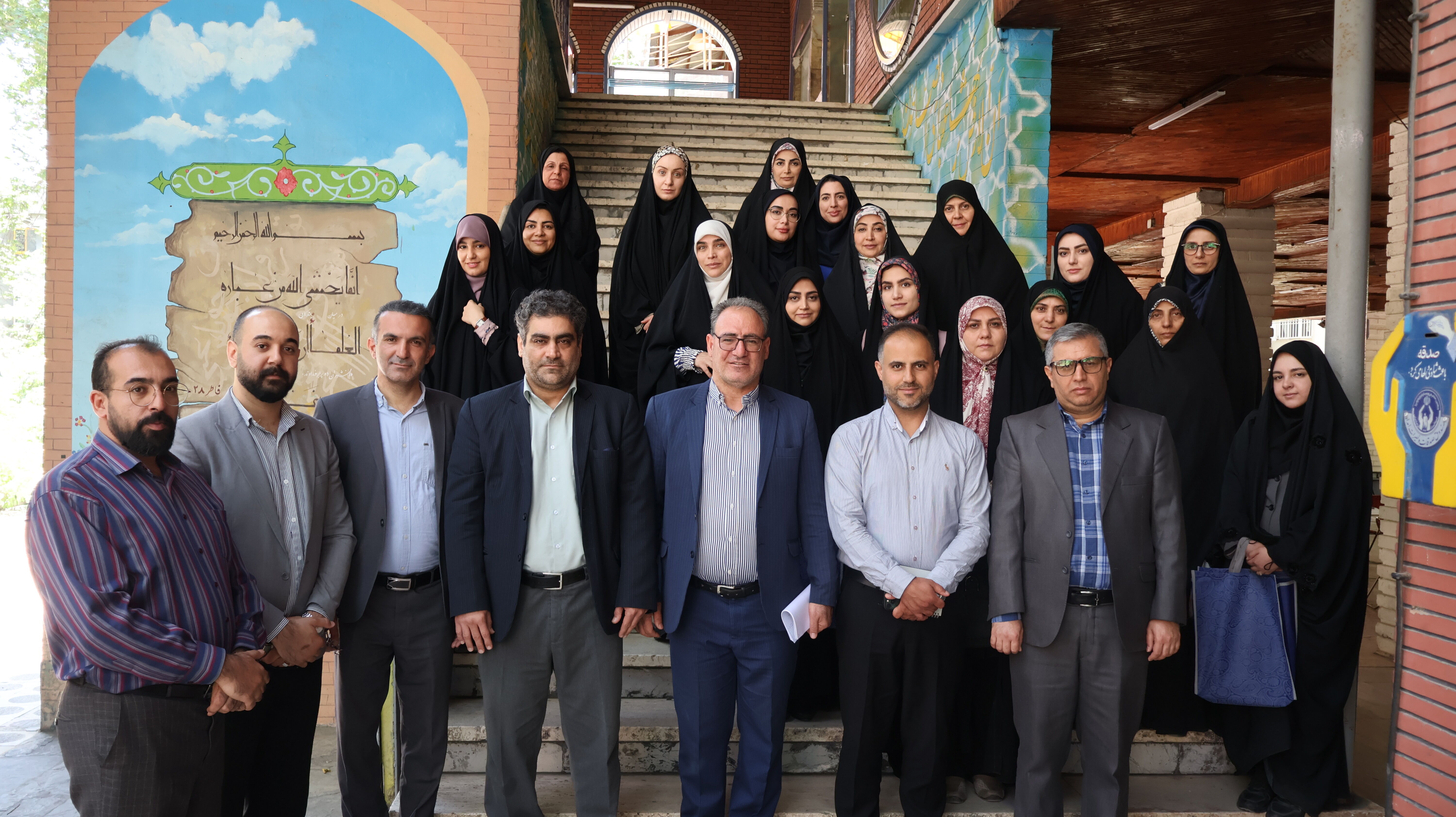 نشست کارشناسان فرهنگی مناطق ۱۹ گانه تهران در اردوگاه ابوذر