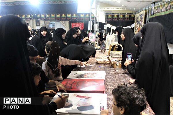 برپایی نمایشگاه فرهنگی در حاشیه یادواره شهدای جانباز استان قم
