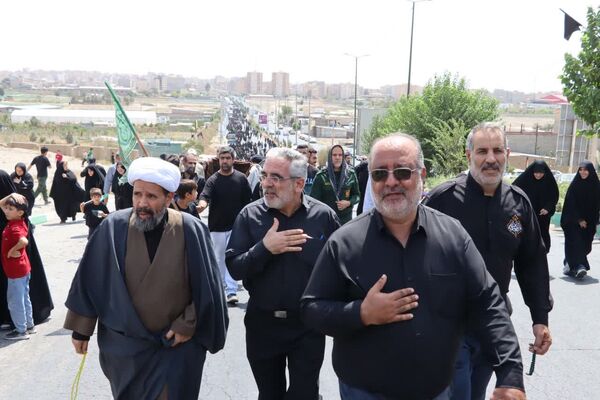 مراسم پیاده‌روی جاماندگان اربعین در محمدشهر کرج