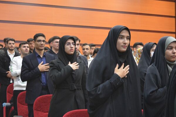 تجلیل از افتخارآفرینان کنکور