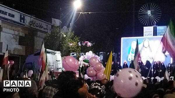 دختران نیشابوری در صف اول تجمعات-۱