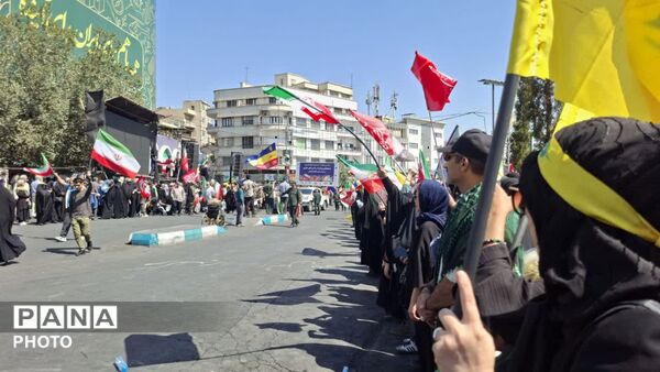 جان‌فدایان ایران؛ رژه بزرگ در تهران