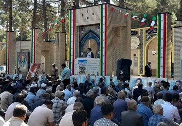 نماز جمعه در جوار شهدای نیشابور