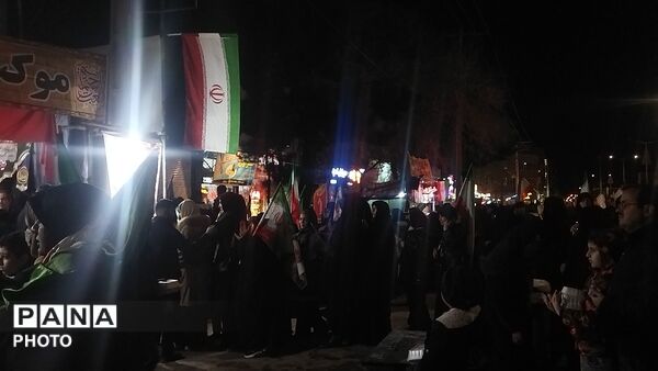 موکب خیمه العباس هر شب میزبان مردم نیشابور شد 