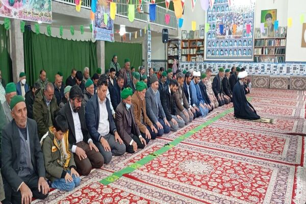 اقامه نماز جماعت ظهر و عصر در روز ۲۲بهمن  شهر بار نیشابور