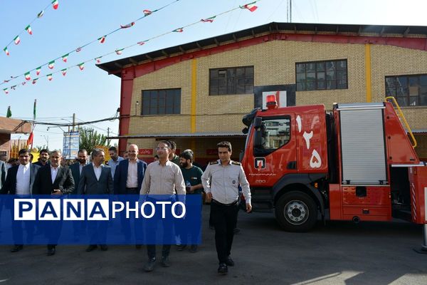 بهارستان روی ریل پیشرفت، افتتاح چندین طرح خدماتی و عمرانی