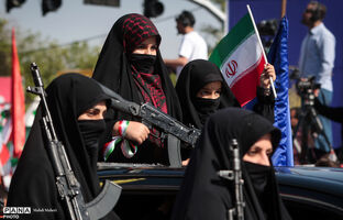 رزمایش بزرگ «دختران جان‌فدای ایران» - 3