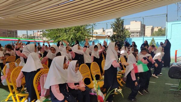 از لبخند دانش‌آموزان تا آغاز یک مسیر تازه