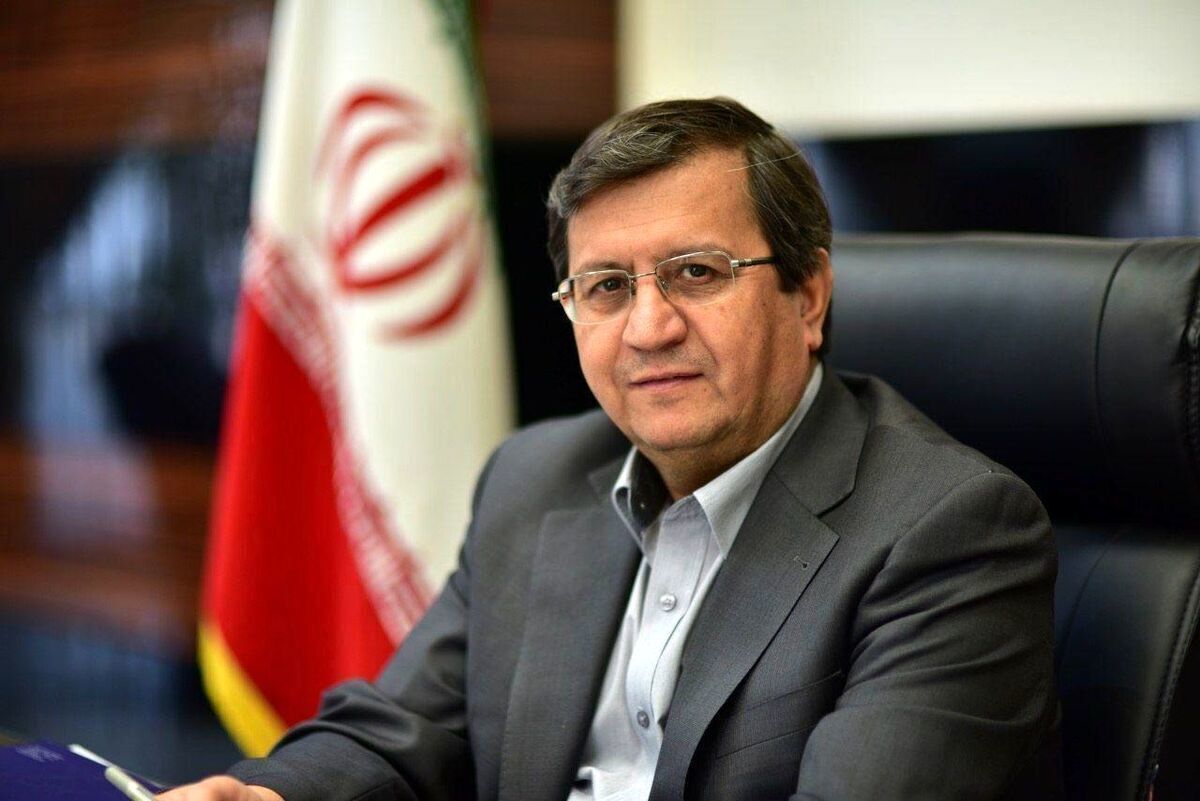 بانک‌ها همزمان با کنترل نقدینگی بر تأمین مالی تولید متمرکز شوند