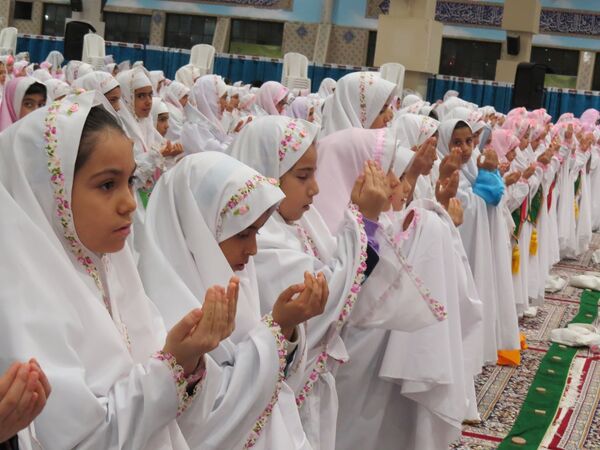 جشن تکلیف و روزه اولی‌ها در مصلی بجنورد