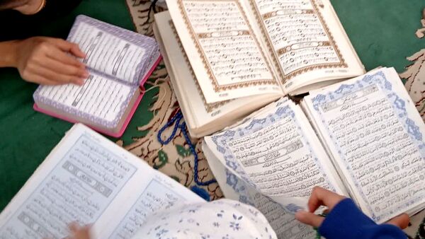 شور معنوی اعتکاف دانش‌آموزی در دامغان