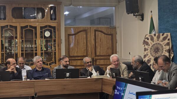 آیین رونمایی از پوستر بیست‌وهفتمین جشنواره خیرین مدرسه‌ساز استان اصفهان
