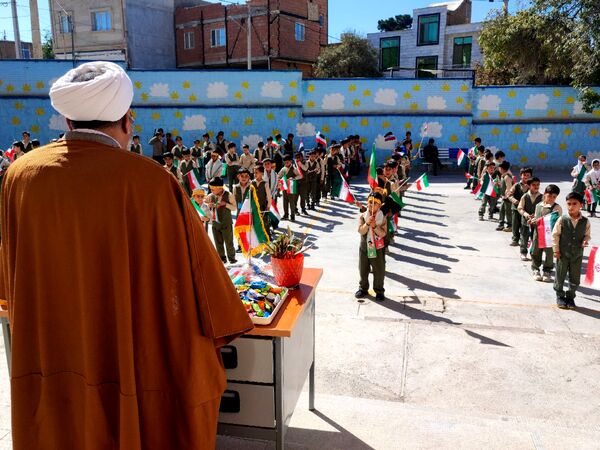 برگزاری یادواره شهدا در آموزشگاه ابتدایی روستای بیار 
