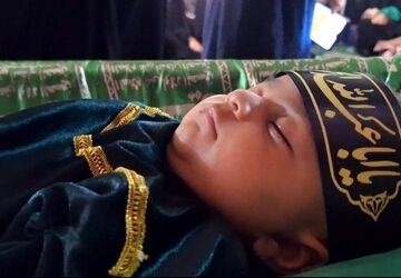 مراسم شیرخوارگارن حسینی در بندرلنگه