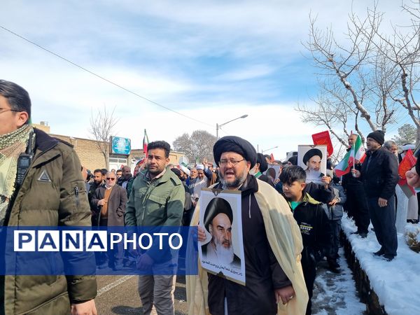 حماسه‌آفرینی دیگر از مردم منطقه رضویه در راهپیمایی 22بهمن