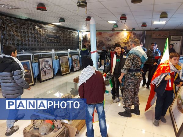 پسران حاج قاسم سلیمانی در گلزار شهدا ملارد یاد او و شهدا را گرامی داشتند