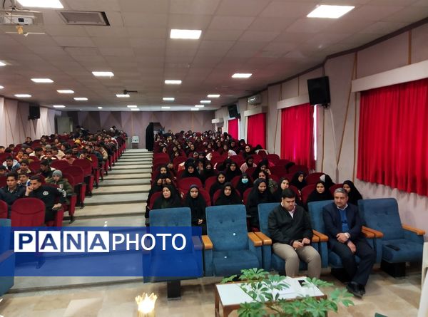 آیین تجلیل از برترین های قرآنی منطقه رضویه 