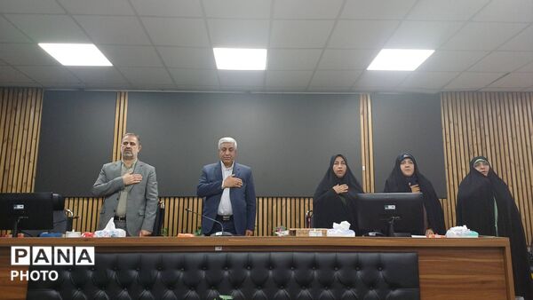 تجلیل از ستاره‌های نوجوان  در تهران