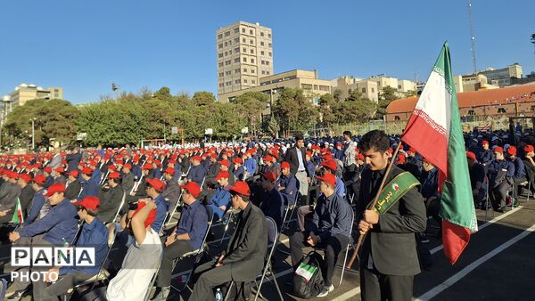 آیین بازگشایی مدارس در دبیرستان ماندگار البرز