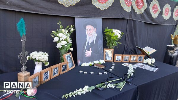 چهلم رهبر شهیدمان آیت اللّٰه سید على خامنه اى