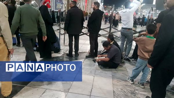 شکوه حضور زائران ومجاوران حرم مطهر رضوی در مراسم شب قدر نوزدهم ماه رمضان