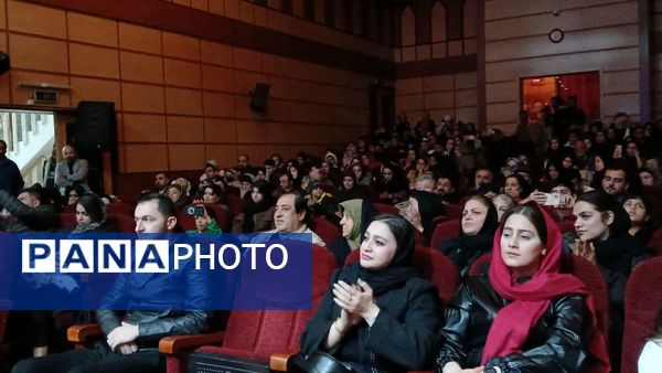 سالگرد پیروزی انقلاب اسلامی و روز جوان در محمودآباد 