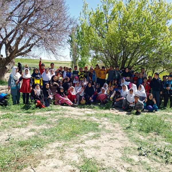 برگزاری اردوی تفریحی دانش‌آموزی بیرون از مدرسه