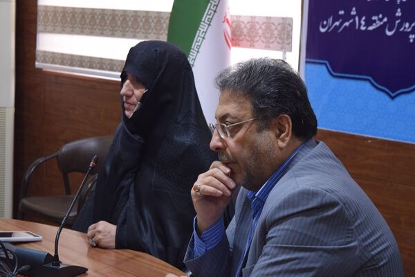 تجلیل از آموزش‌دهندگان و هم‌اندیشی برای آینده روشن در منطقه ۱۴