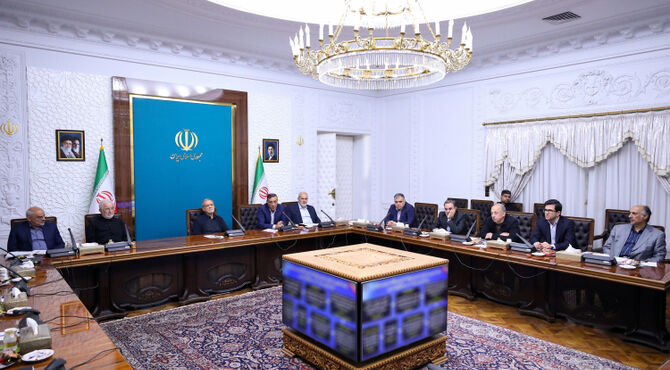 استان‌های موفق در کاهش مصرف و افزایش بهره‌وری تشویق شوند
