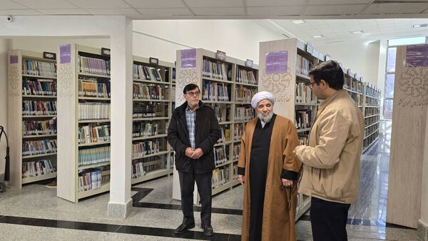 برگزاری نمایشگاه کتاب در کتابخانه ی شهید بهشتی آشخانه 