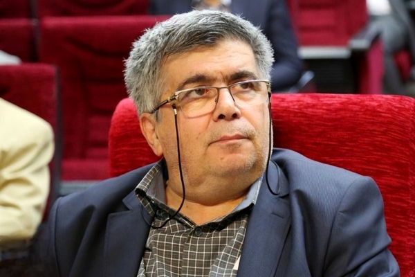 با کمک به دیگران، سطح علمی خود را ارتقا دهید