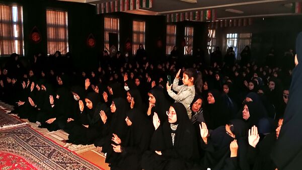 یاد شهید گمنام، چراغ راه دانش‌آموزان وردنجانی 