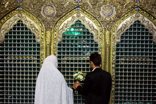 جشن ازدواج ۳۲۵ زوج جوان در حرم حضرت معصومه (س)
