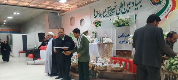 اهدای ۲۷ سری جهیزیه به نوعروسان باخرزی به مناسبت میلاد حضرت زهرا(س)