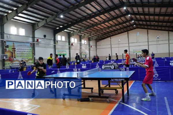  اختتامیه اولین روز از چهل و یکمین دوره مسابقات استانی تنیس روی میز در مهریز